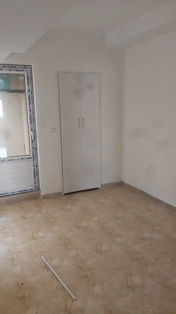 فاز 6 ، بلوار بعثت ، دو خواب ، 86 متر