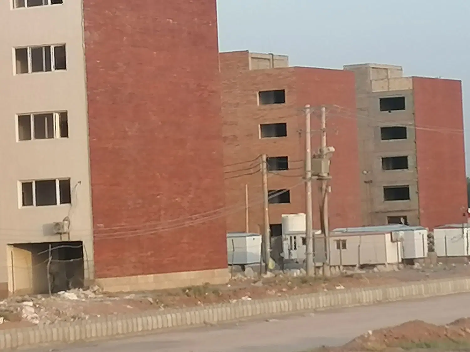 زمین کلنگی