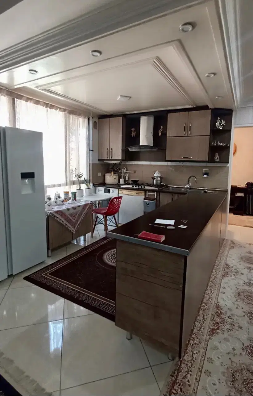۶۸متر__ غرق در نور __ لوکیشن برتر تهرانسر