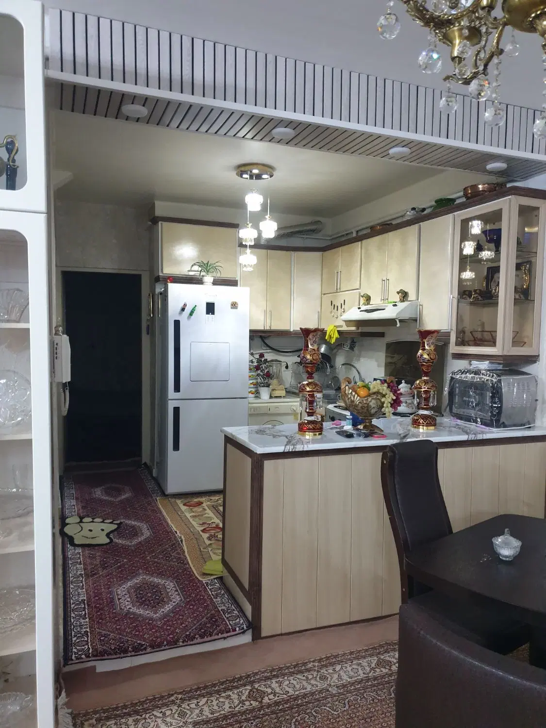 آپارتمان سرجنگلداری ۸۲متر وکوچه مشکی شمالی۷۴متر