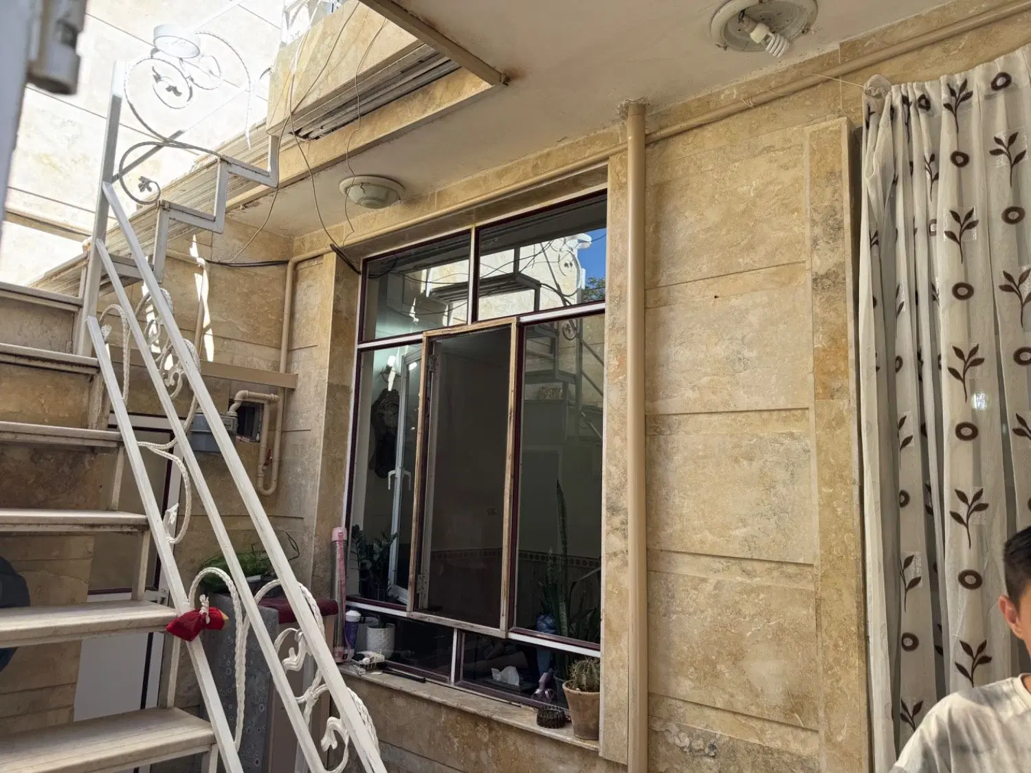 منزل مسکونی