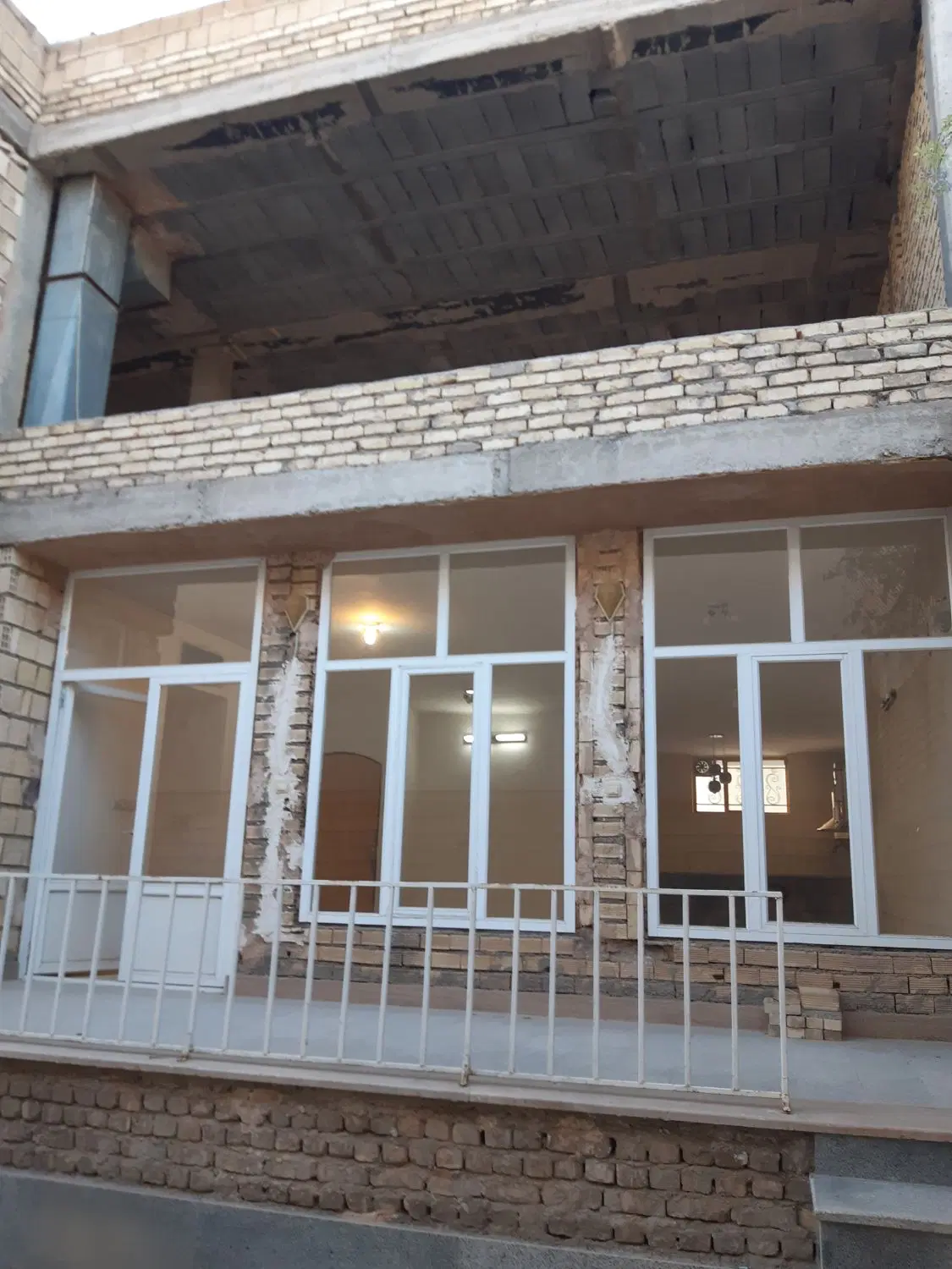 فروش خانه ویلایی جنوبی دونبش