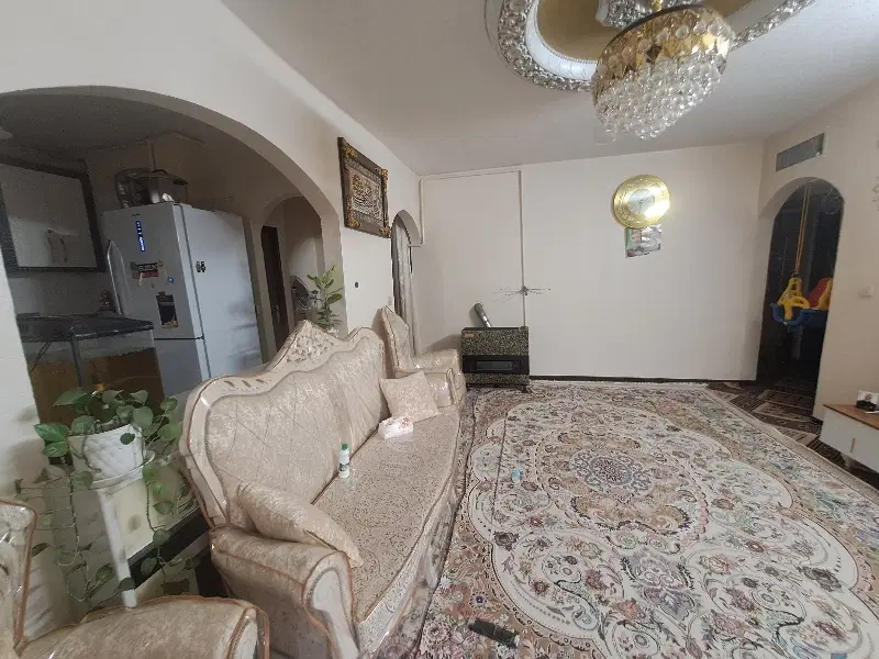 آپارتمان شیک و بازسازی شده