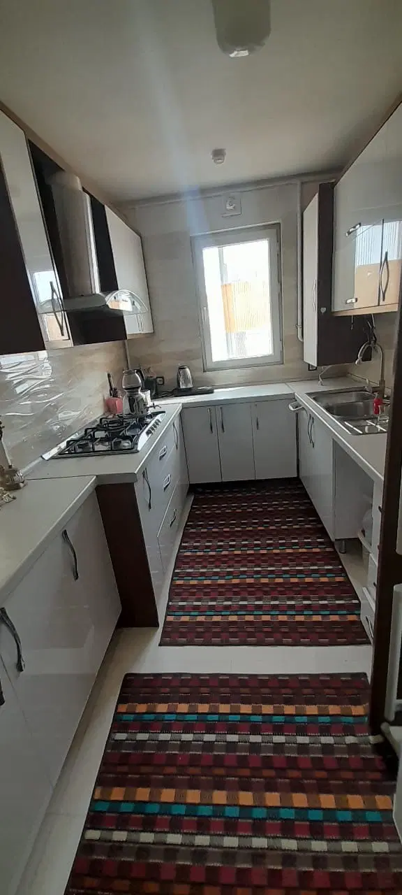 پردیس فاز ۳ مجتمع گلبرگ طبقه۳ جنوبی ۸۲ متر