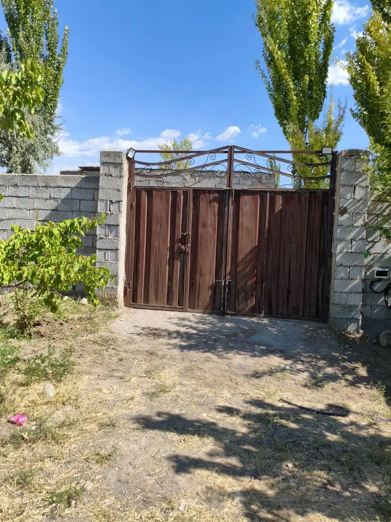 باغ ویلا چسبیده به تبریز دارای برق،گاز،اب