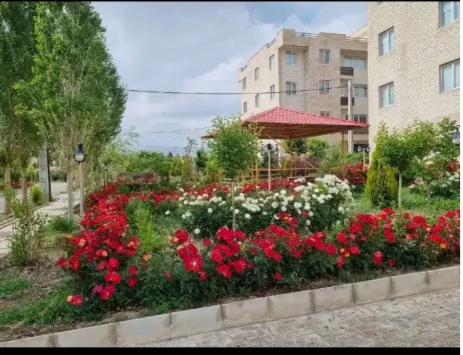 آپارتمان ۸۵ متری در شهرک مسکونی نگین دیمه