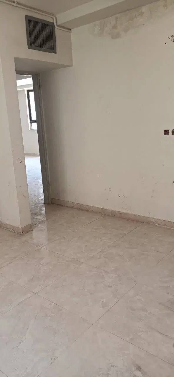 ۱۳۱ متر ی طبقه اول