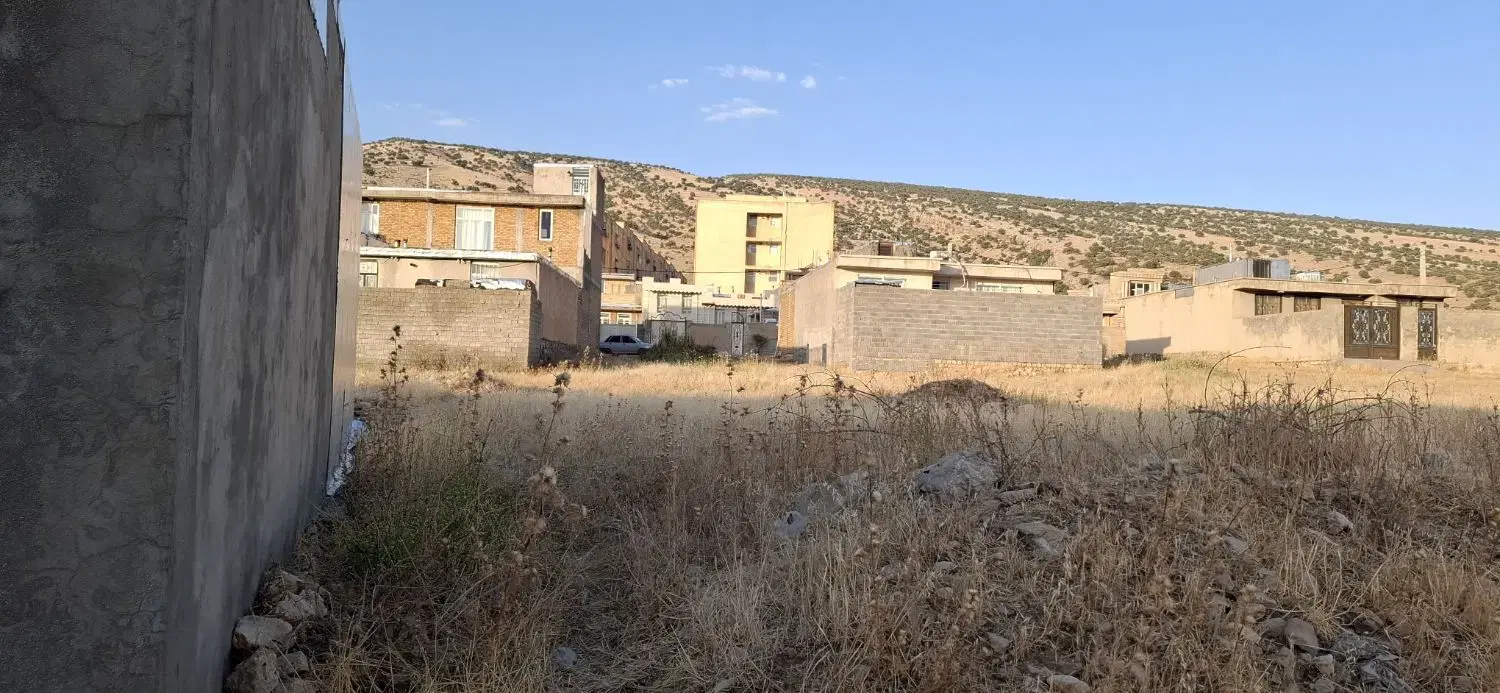 زمین مسکونی ۴۱۰متر مربع
