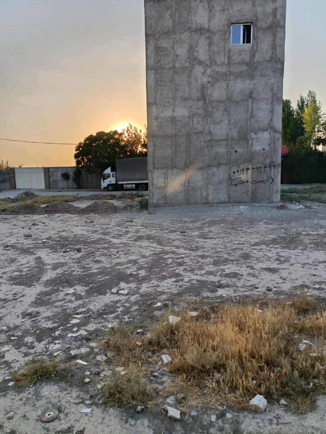 زمین مسکونی 104متر