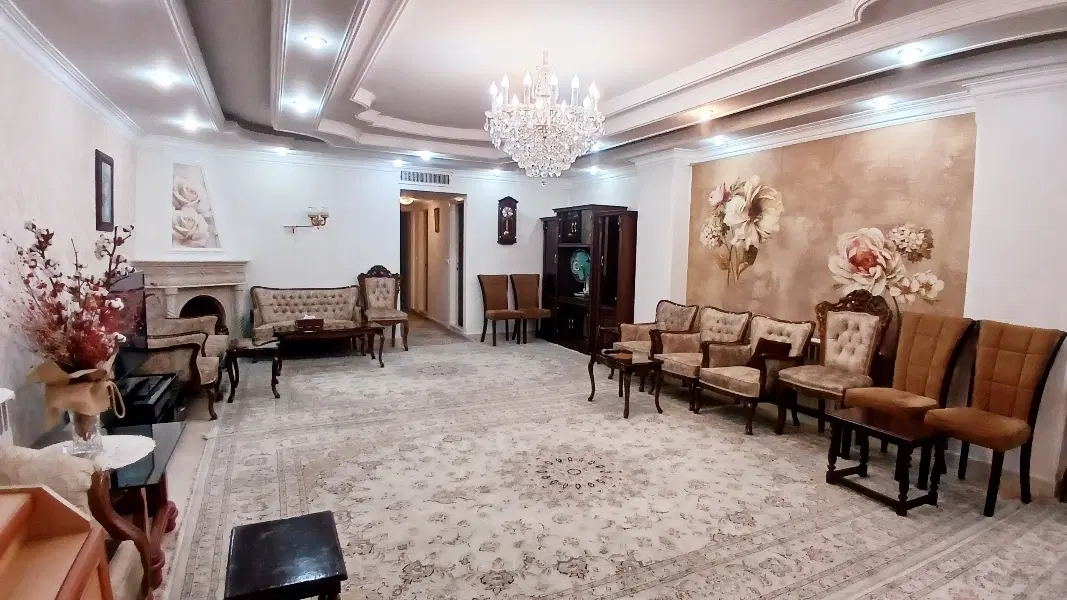 ۱۱۵متری فول امکانات فردوس شرق