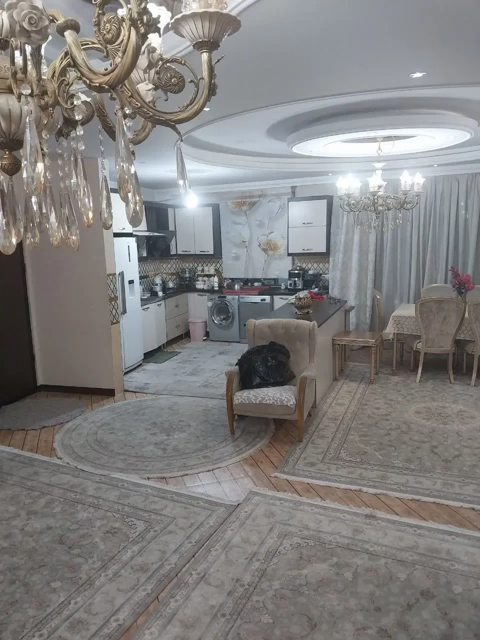فروش آپارتمان  130متری غرق در نور