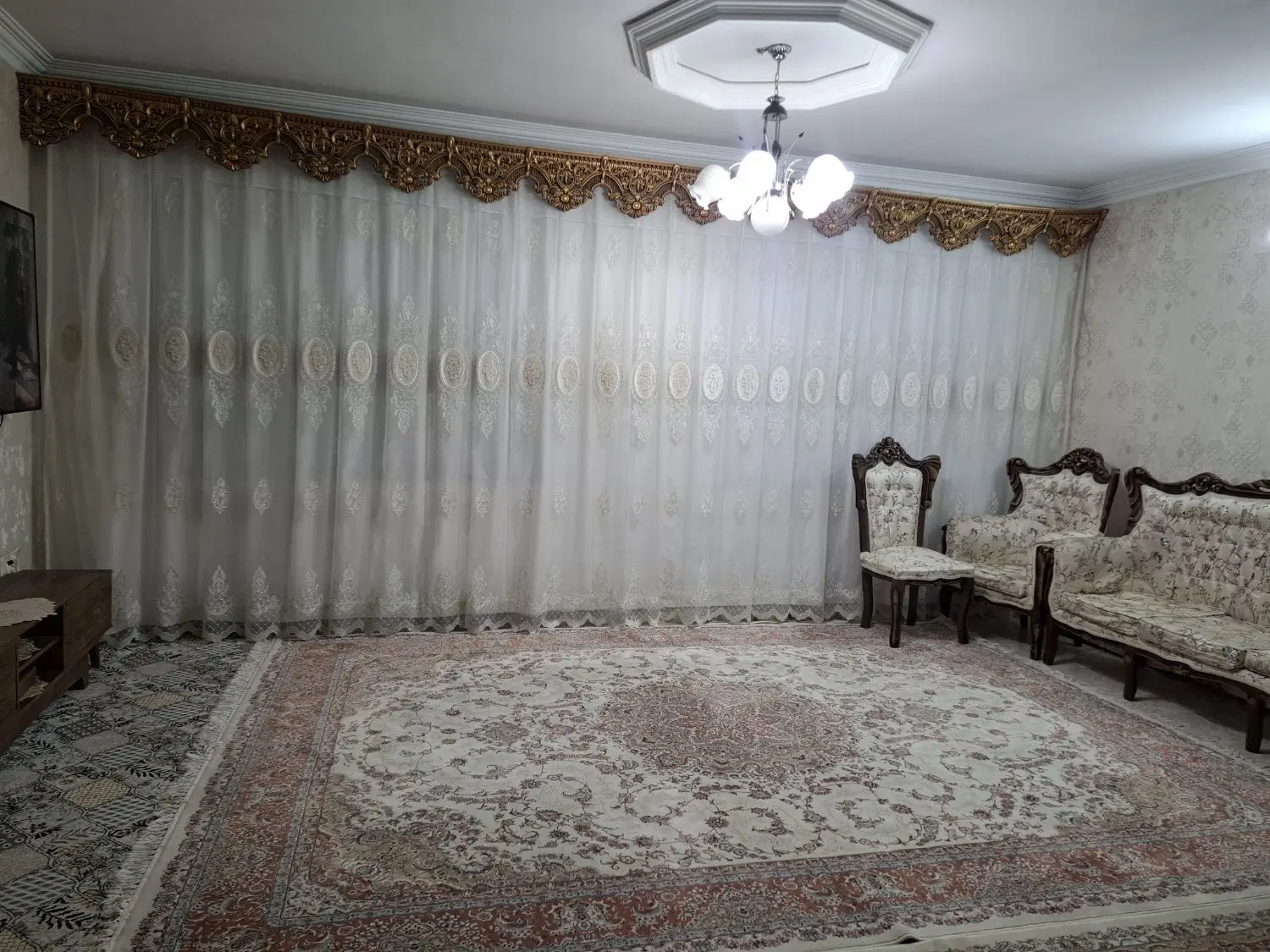 رهن کامل آپارتمان ۱۲۶ متری اندیشه ۲۷