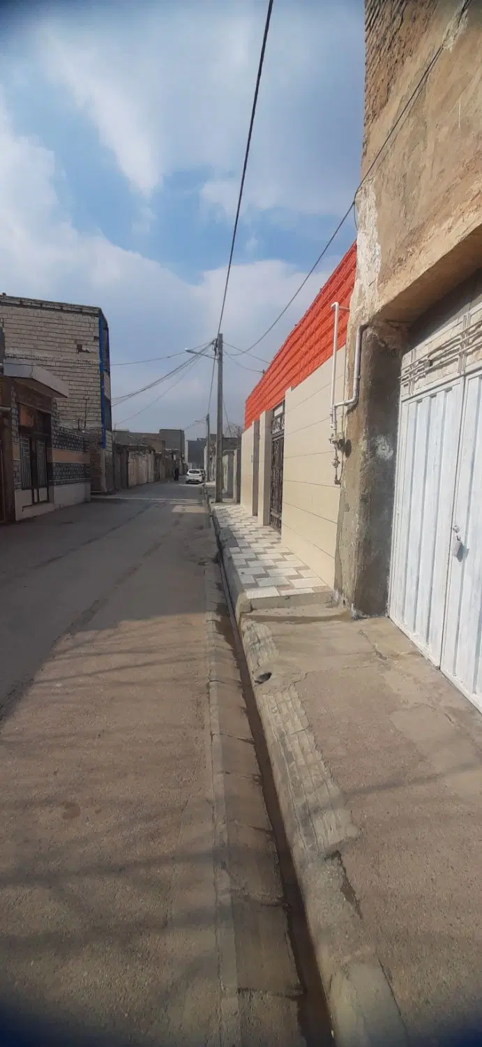 خانه ویلایی واقع درشهرک باهنر