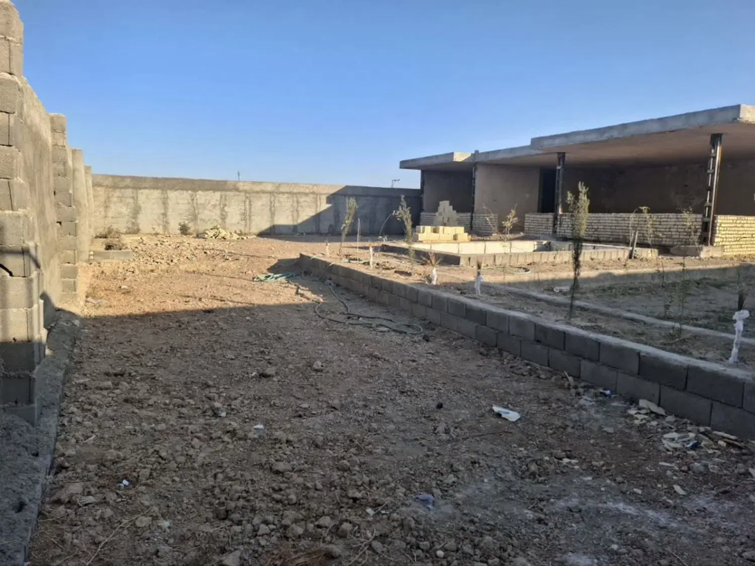 باغ نیمه ساز درجه یک