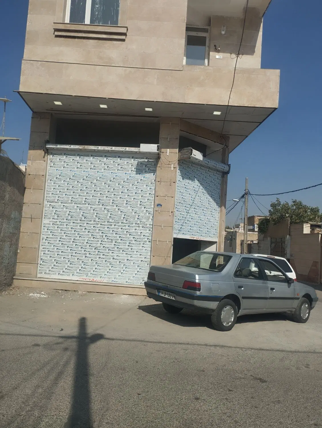 مغازه تجاری 90متری خیابان زارع پور