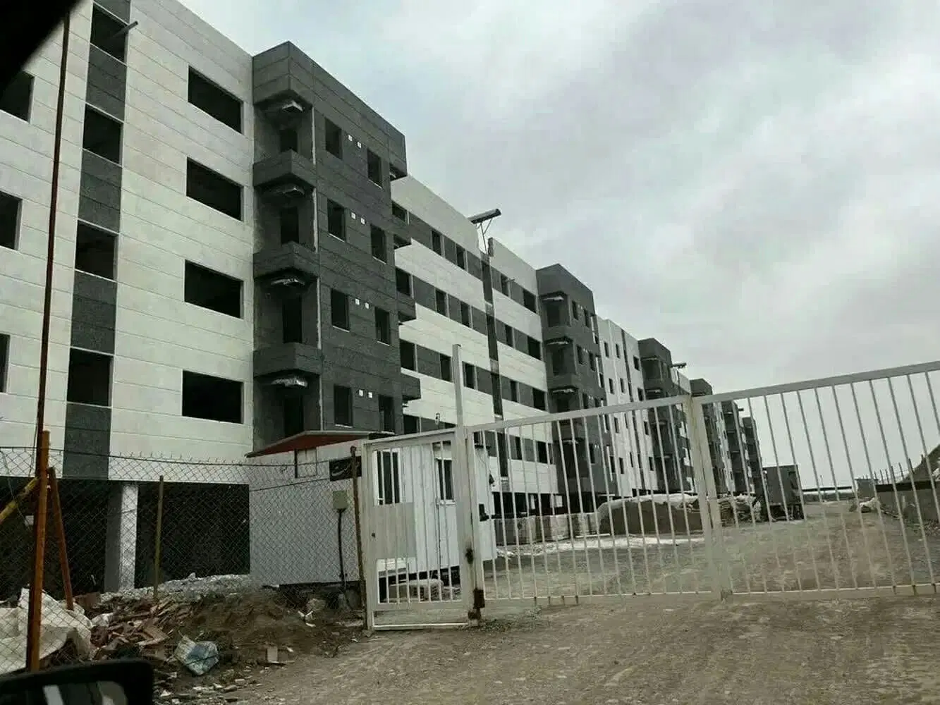 مسکن ملی ۴ طبقه ای آشیان البرز ۳
