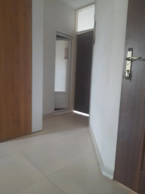 هم خونه میخوام توضیحات وکامل بخونید ومزاحم نشوید