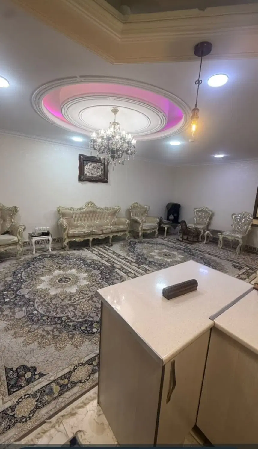۸۵ متر فول امکانات