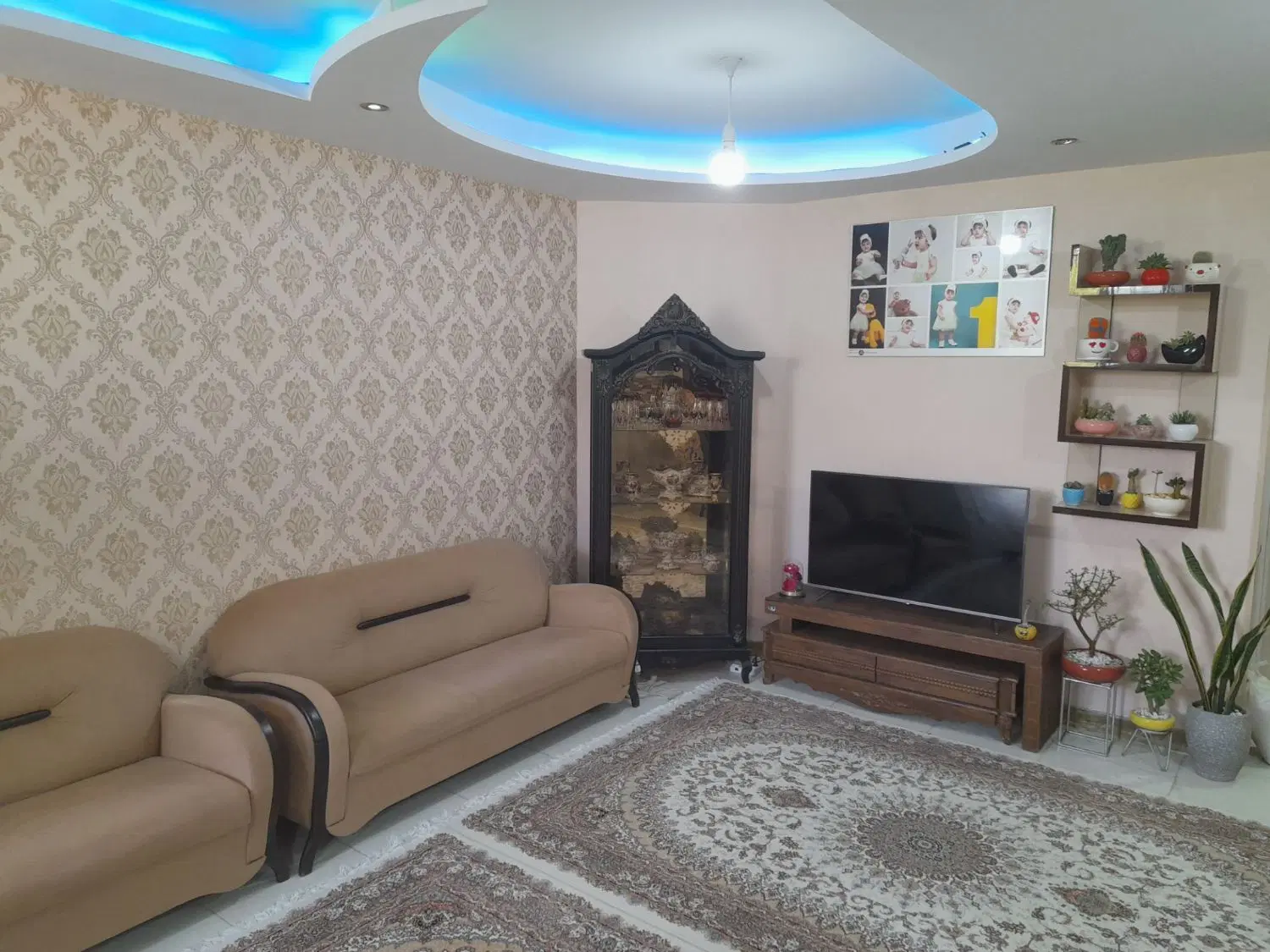 واحد۷۲متری دوخواب درخیابان تهران