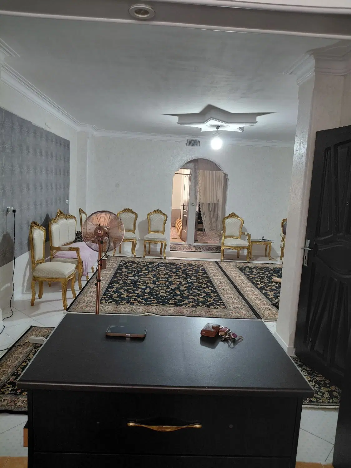آپارتمان ۹۱ متری سند دار