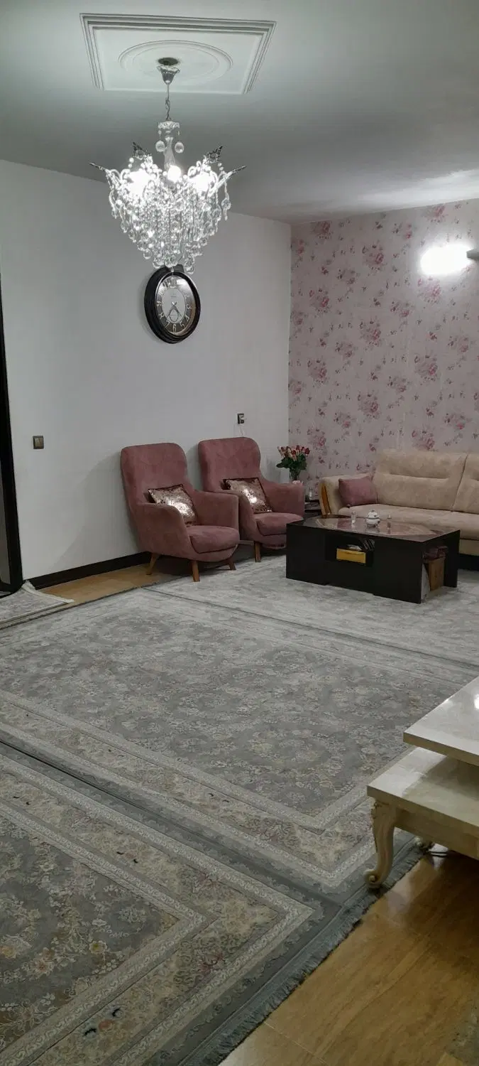 خانه دو طبقه کوچه حافظ