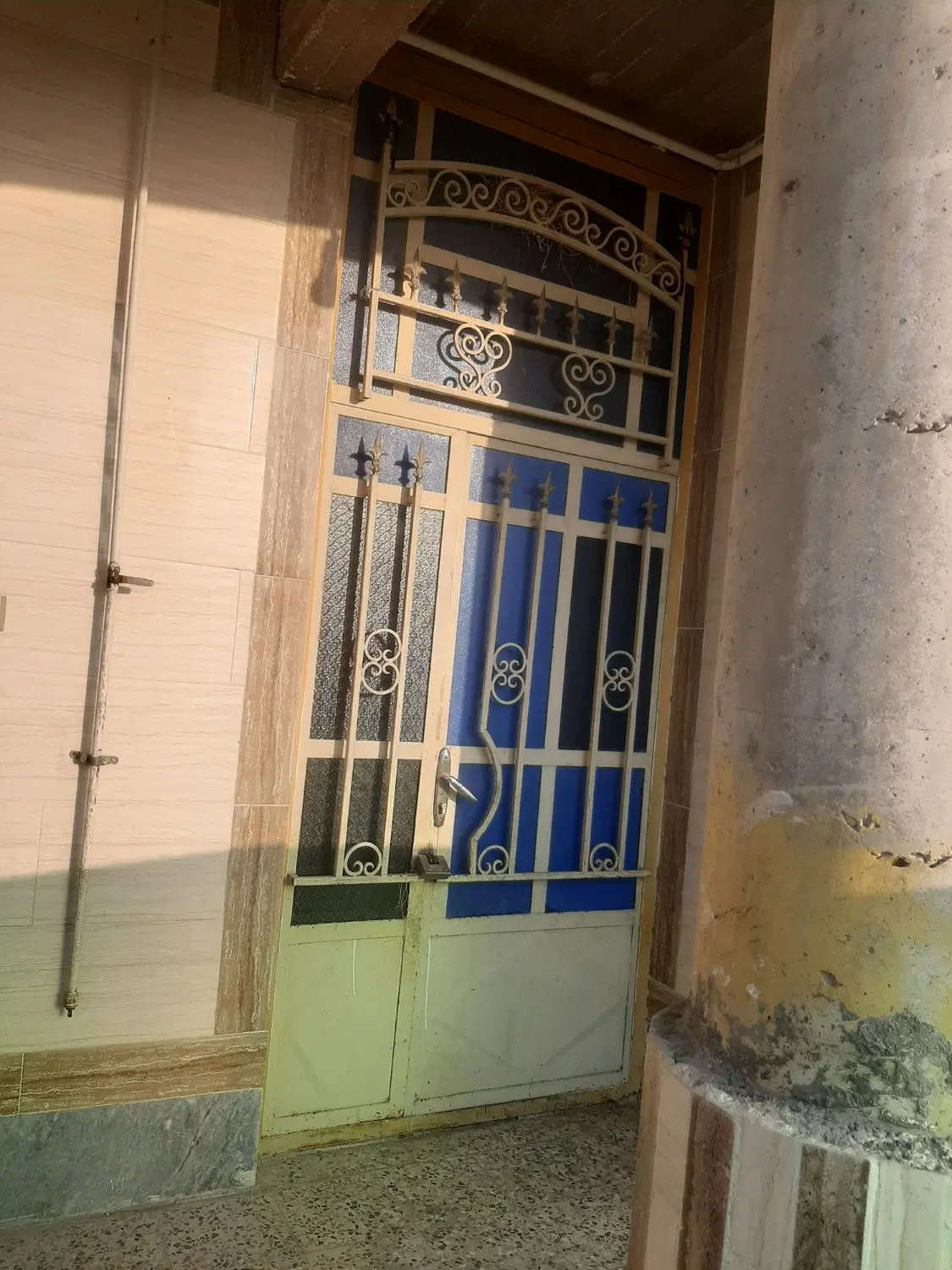 رهن خانه طبقه بالا