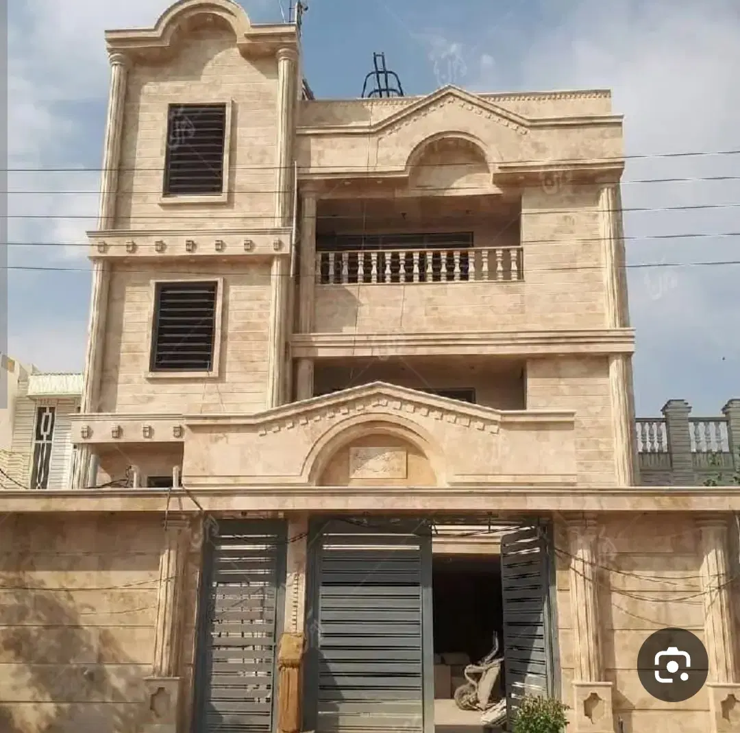 آپارتمان در سه طبقه باهم در پاستور