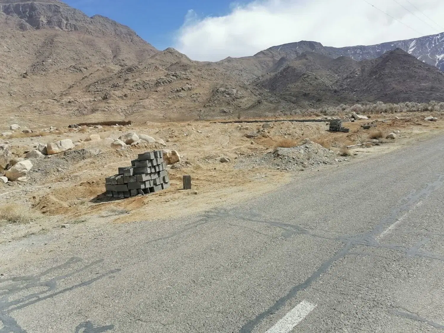 زمین باغی در سانیج