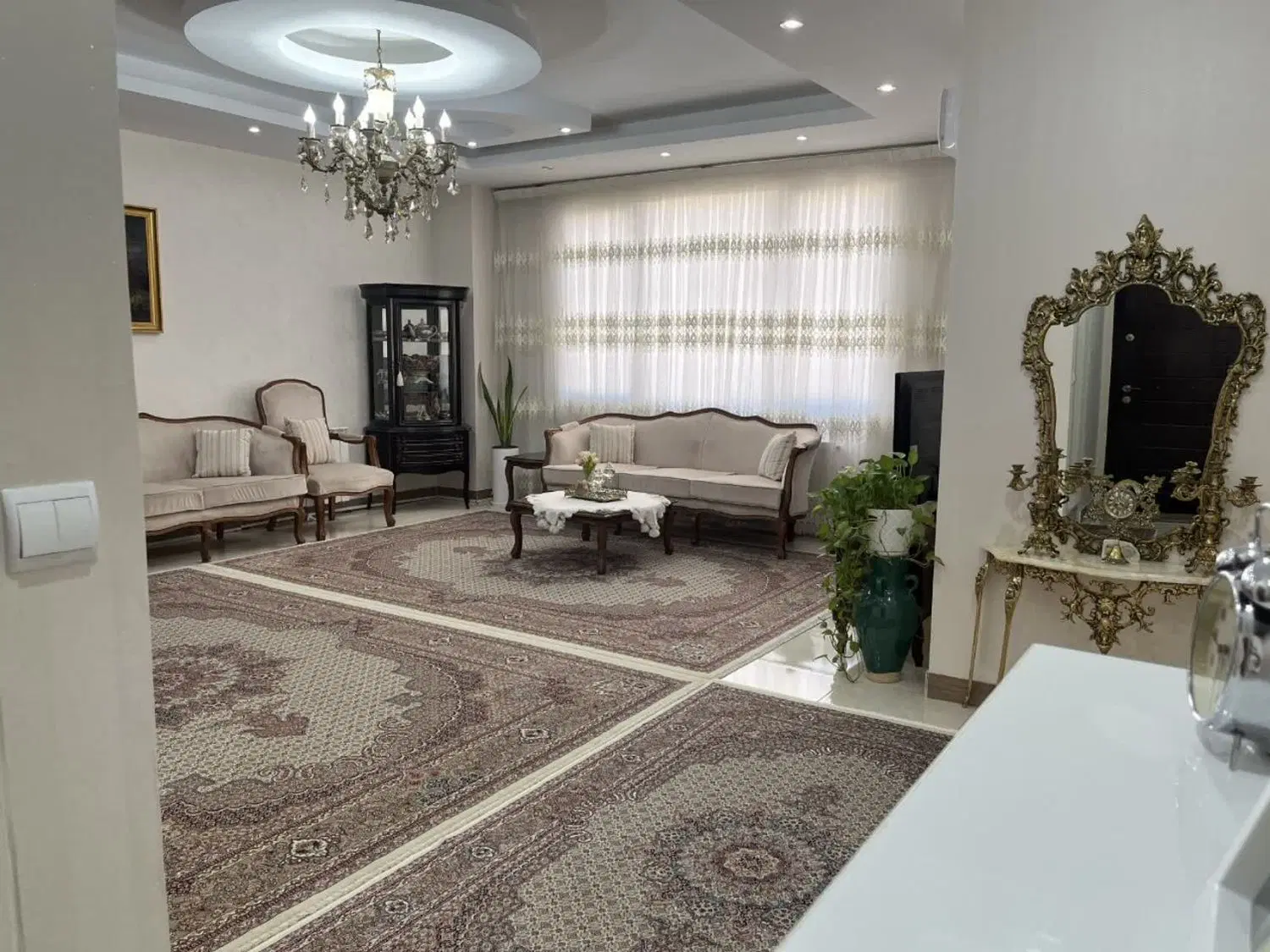 یک واحدآپارتمان درمشکین دشت احسانیه
