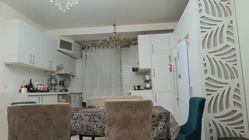 شهریار_۸۳متر_۲خ_طبقه‌دوم_پارکینگ‌سندی