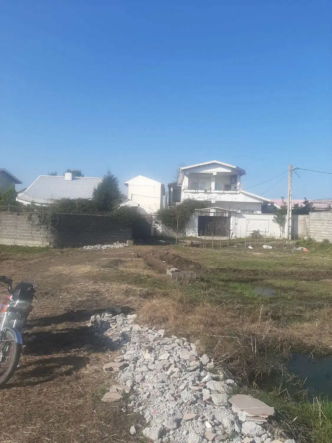 ۲۵۰متر زمین مسکونی ۱۰۰متر مجوز ساخت_ ساحلی