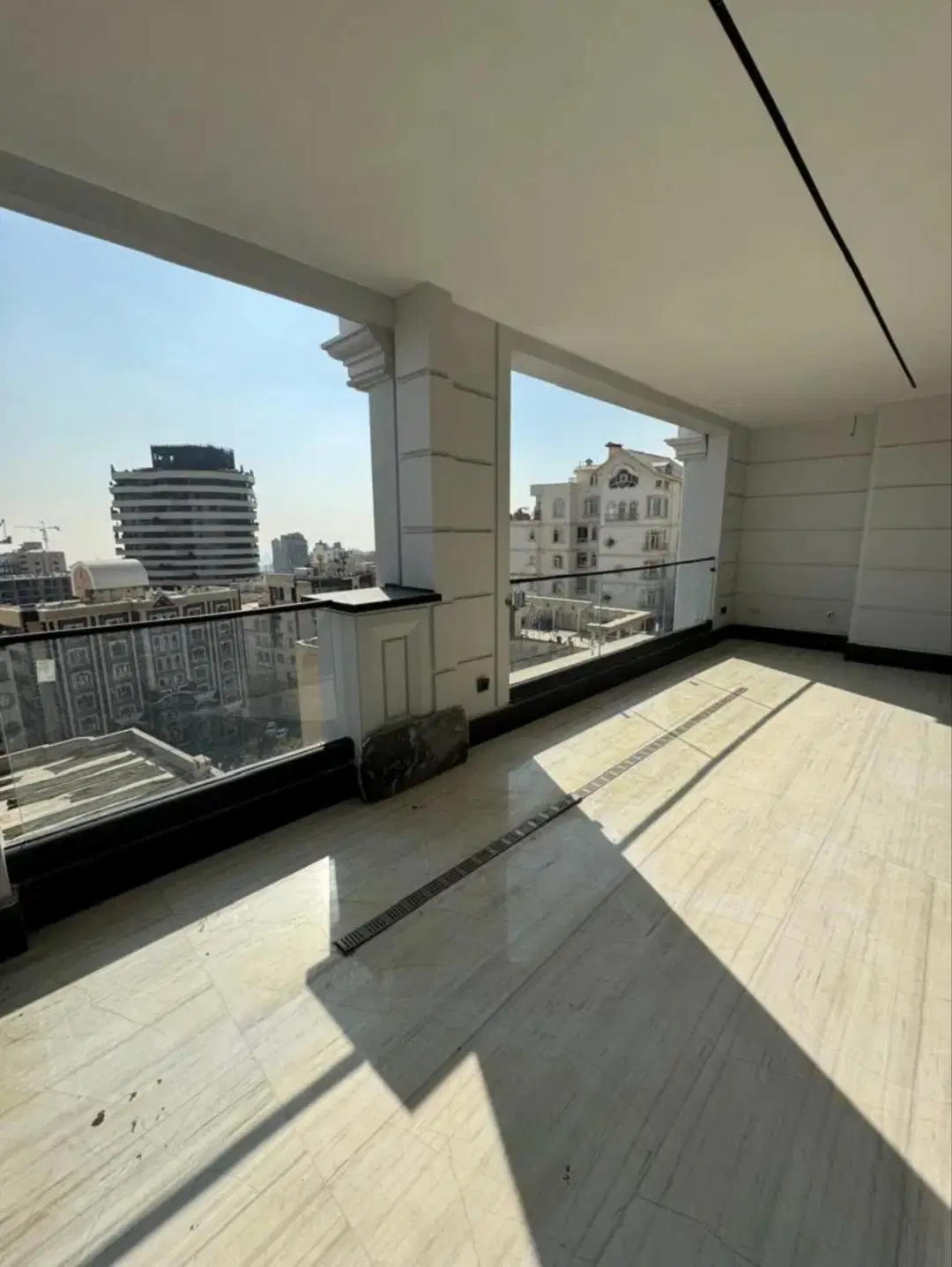 225 متر محدود استادان لوکس و متفاوت