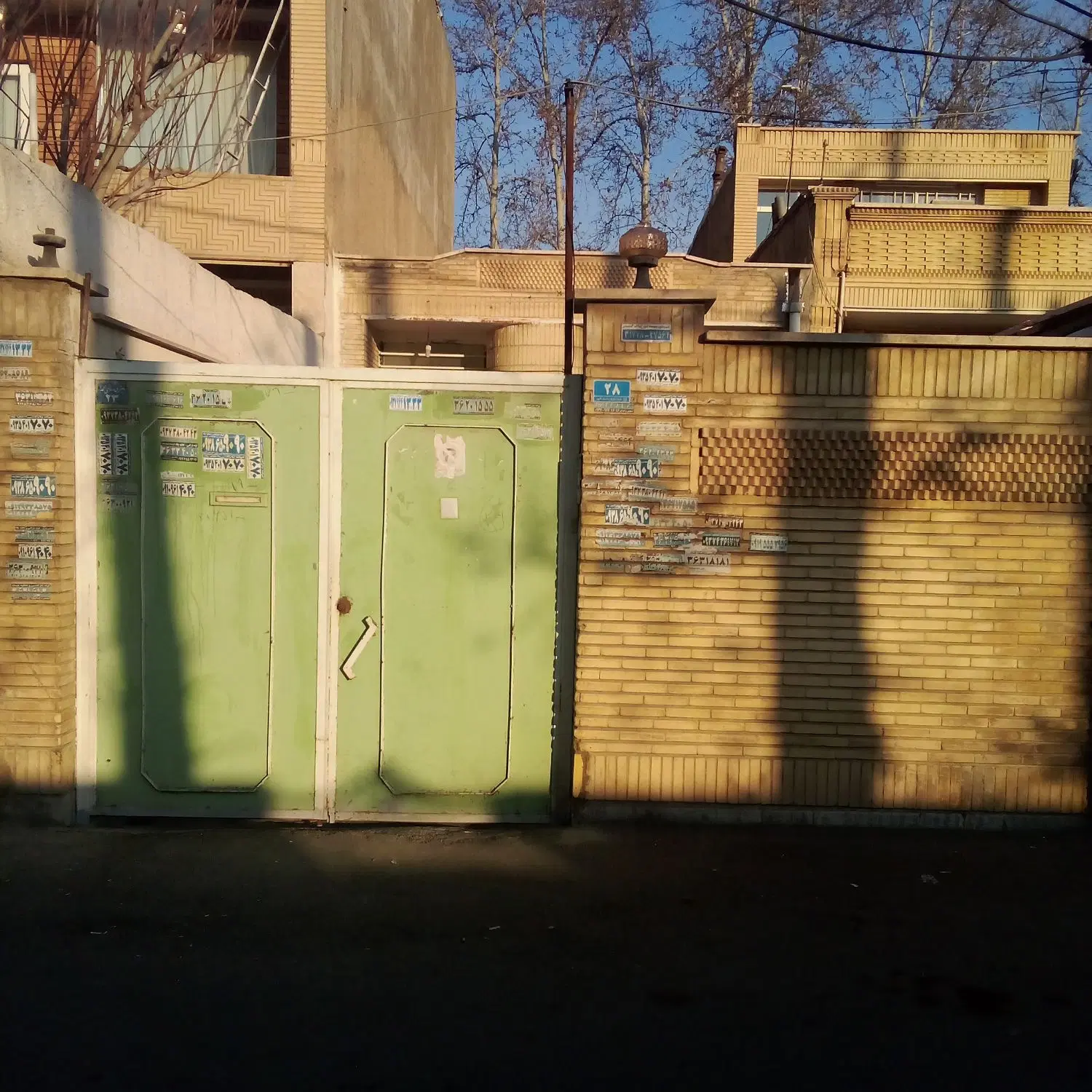 خانه ویلایی 100متری محمدشهر بلوار دشت بهشت