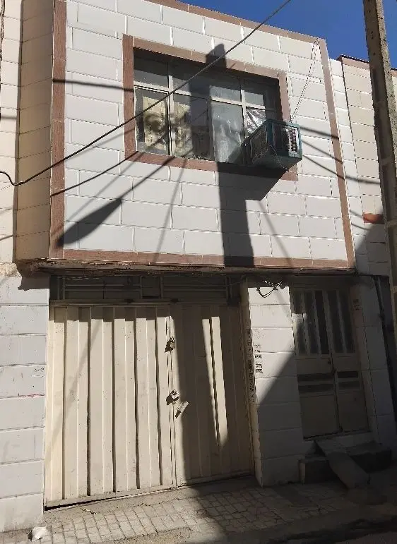 یک باب منزل مسکونی