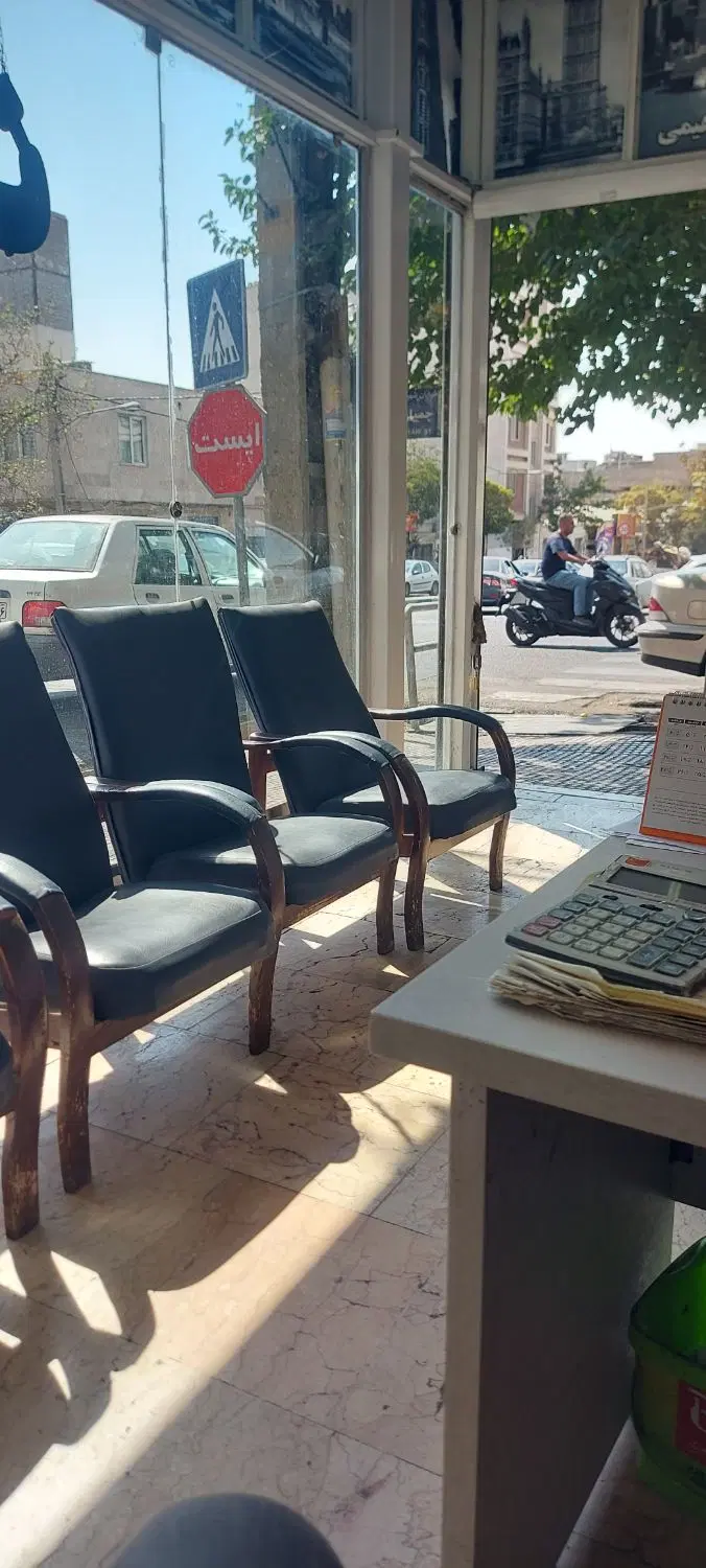 مغازه  سر نبش