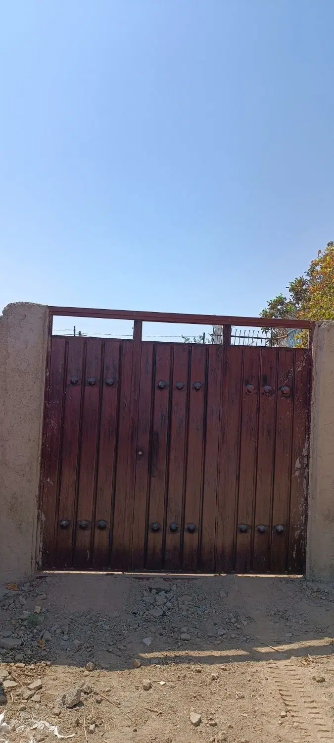 چهار دیواری باغی