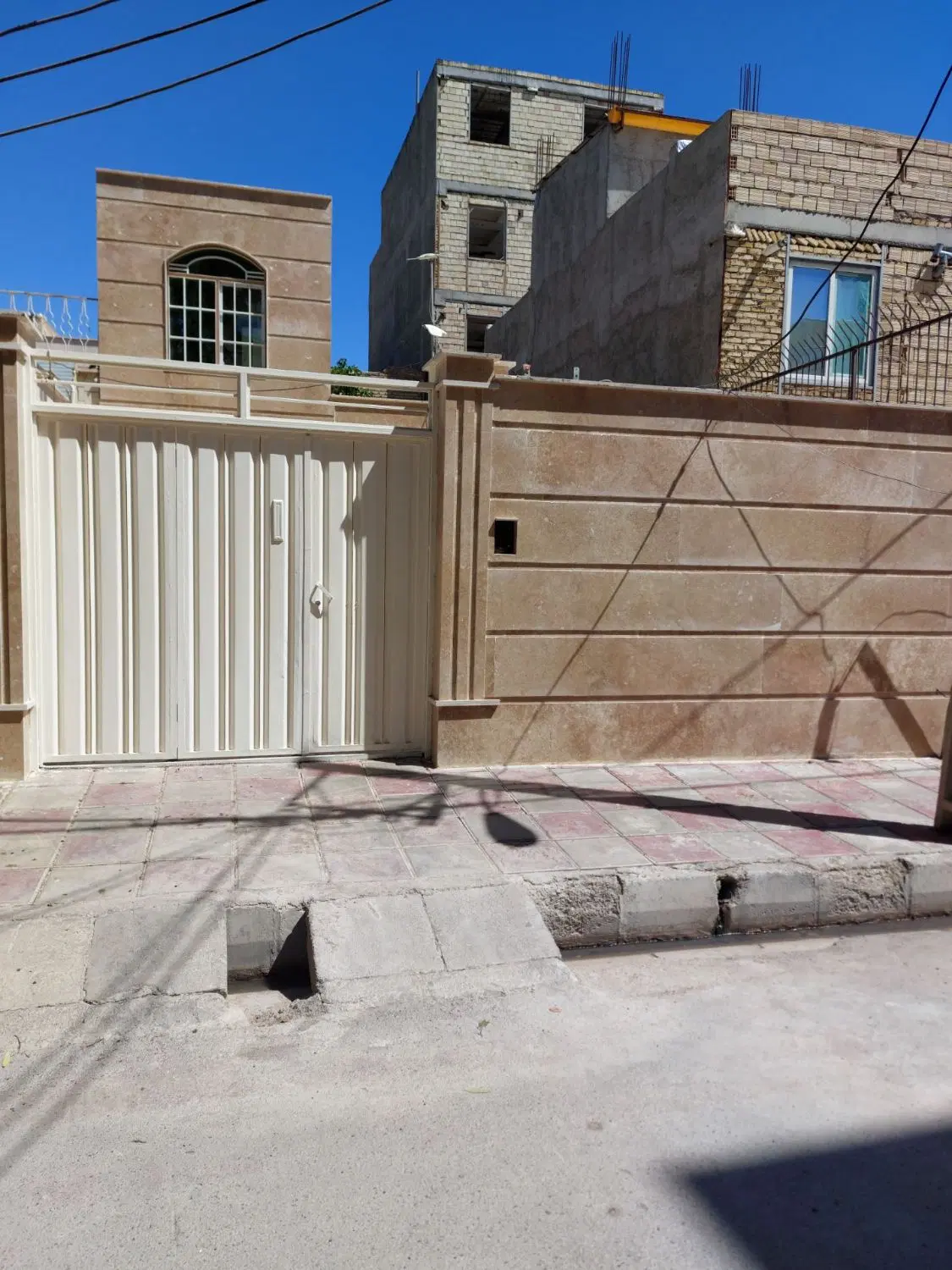 فروش خانه در اقبالیه
