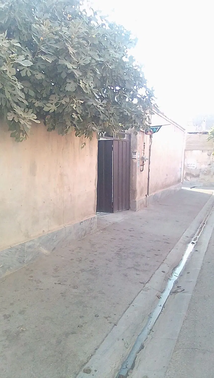 خانه ویلایی 197متر سه کله حیاط ماشینرو