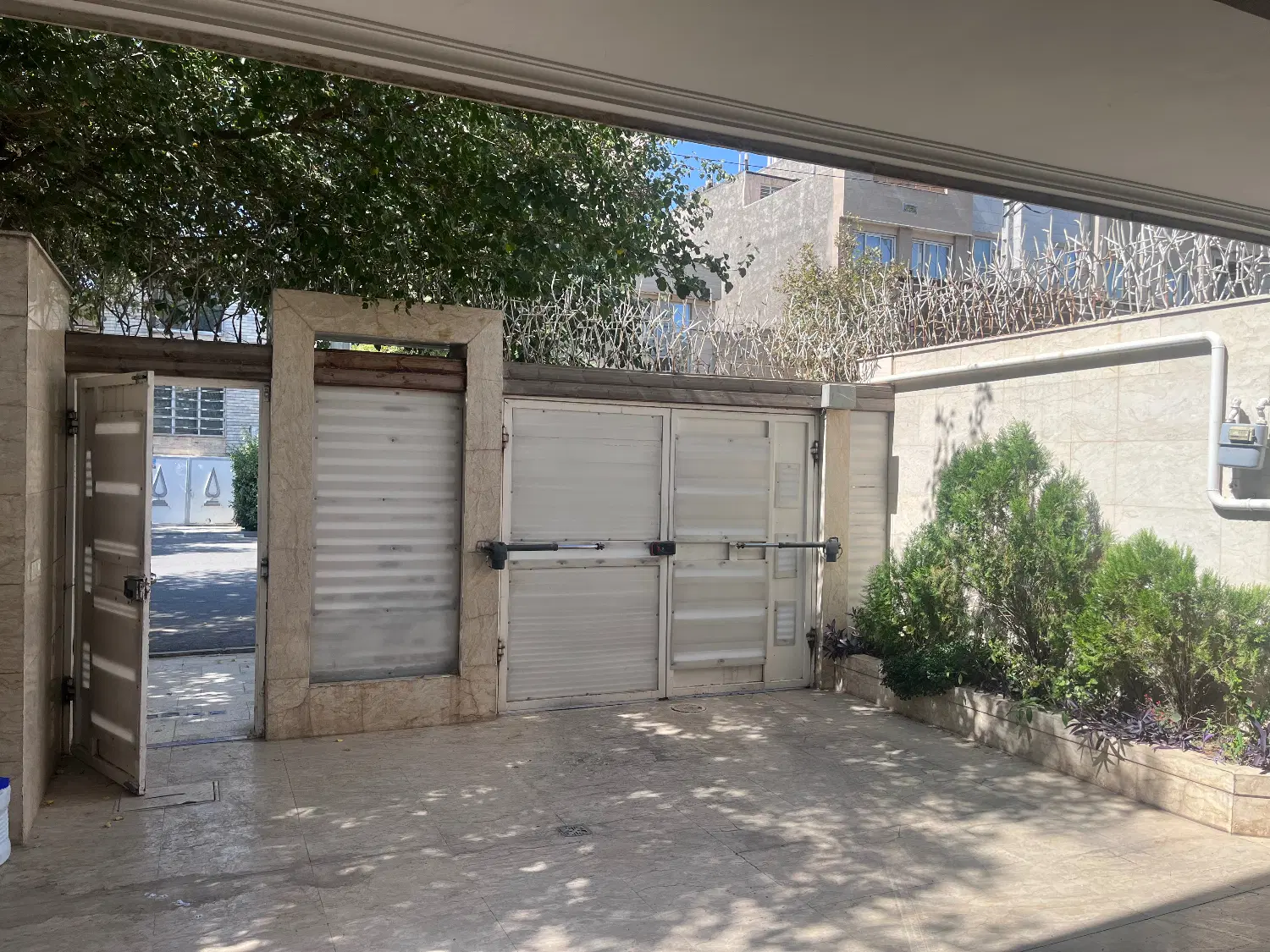 اپارتمان ۴ واحد یکجا