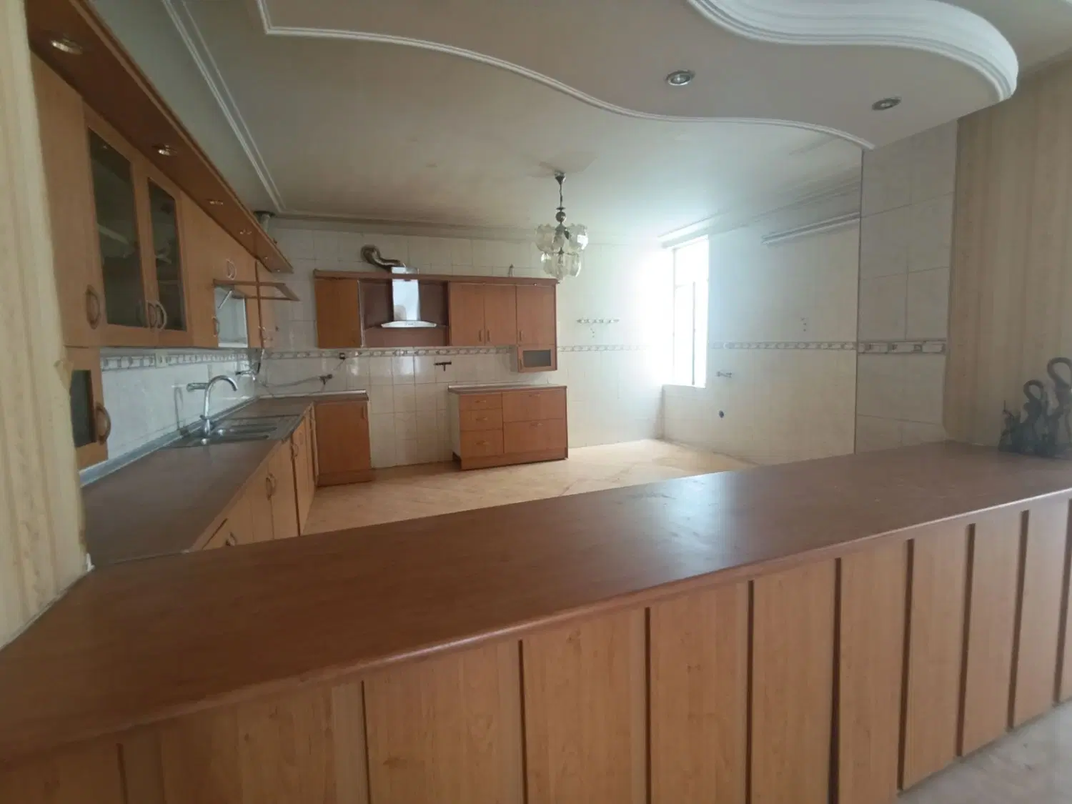 ویلایی ۲۲۰ متری ۴ خواب در همت جنوبی