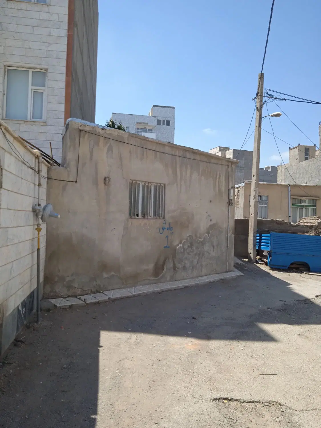 خانه ویلایی درنزدیکی خ اصلی مخابرات ژاندارمری