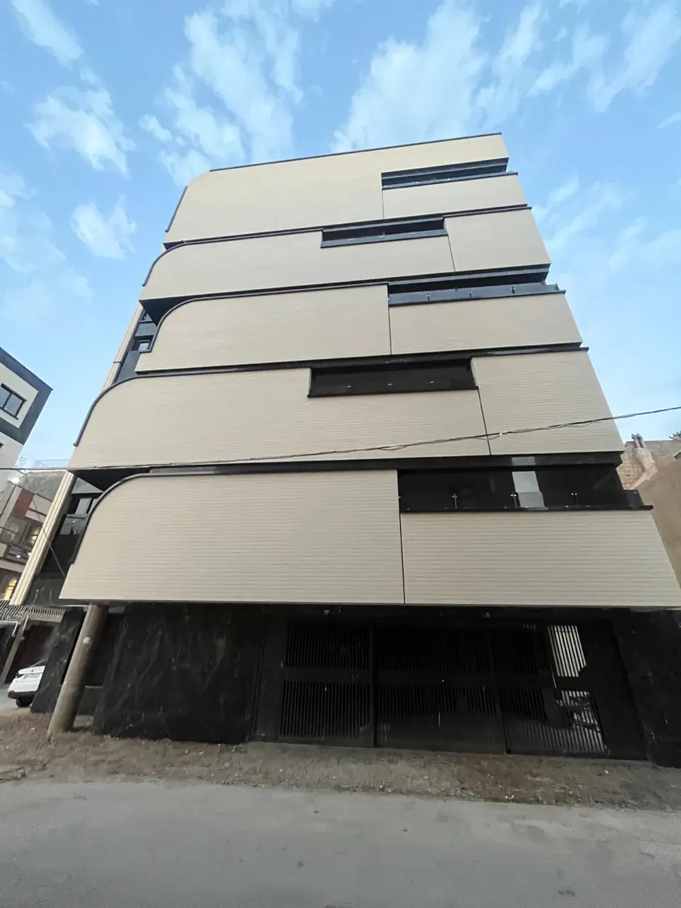 واحد مسکونی تک واحد جنوبی شمالی