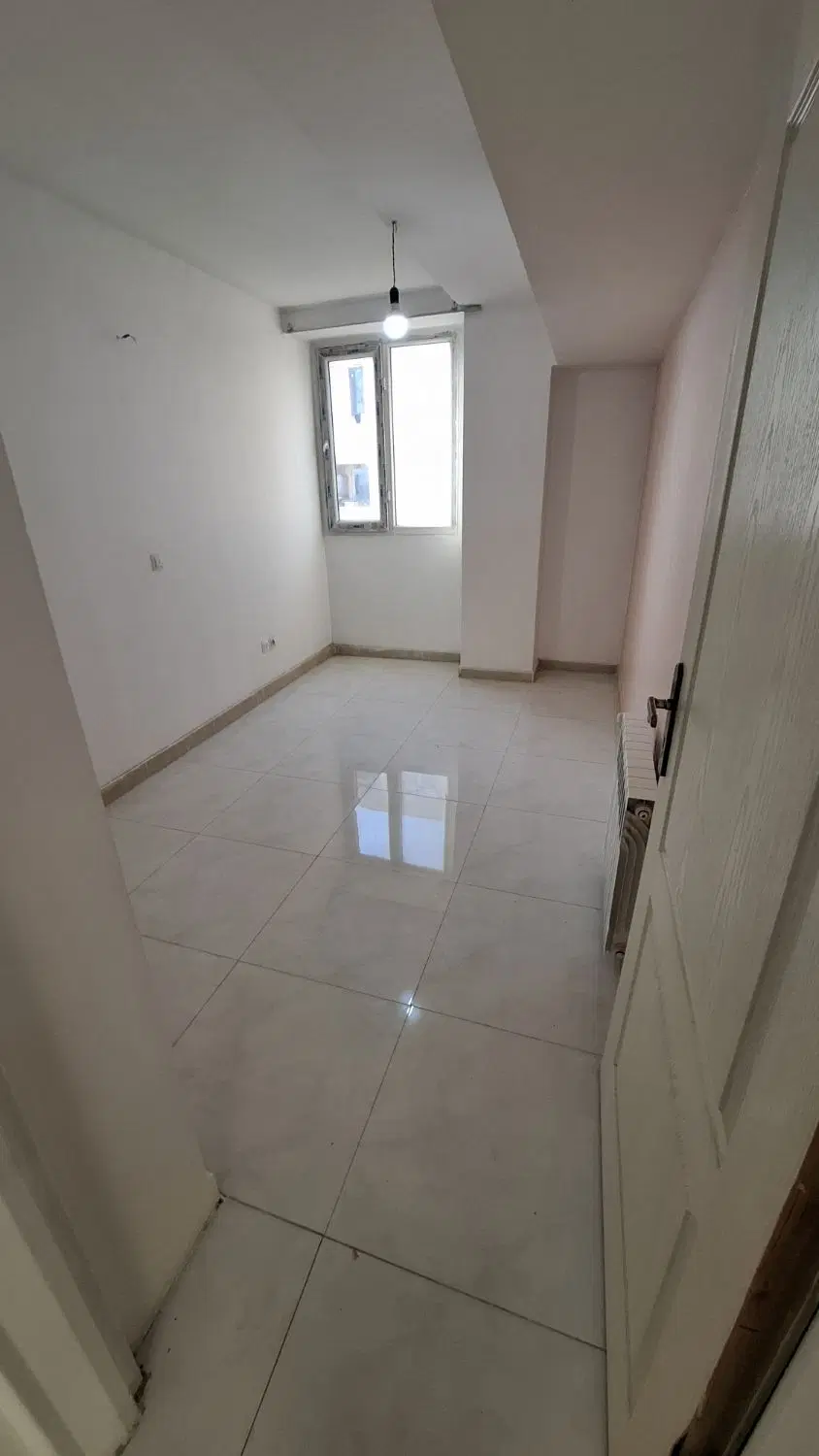 فاز پنج جنوب (پارکینگ انباری دار )