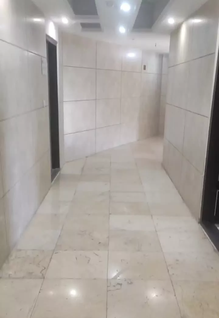 واحد ۱۲۰متری کرج ساختمان پزشکان