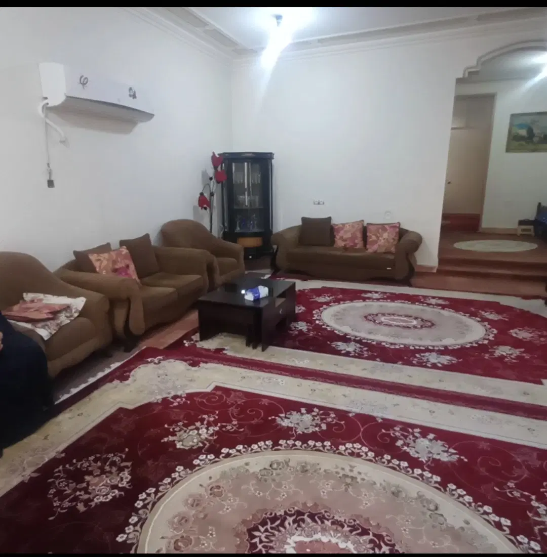 فروش منزل ویلایی  ب همراه سوئت تک خواب