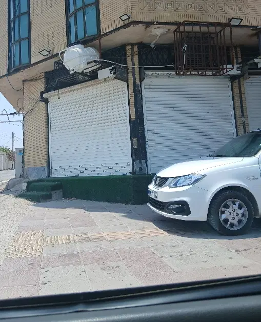 اجاره و فروش مغازه ۲۰ متری برازجان