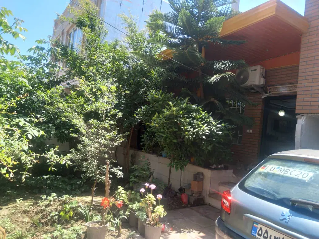 زمین مسکونی