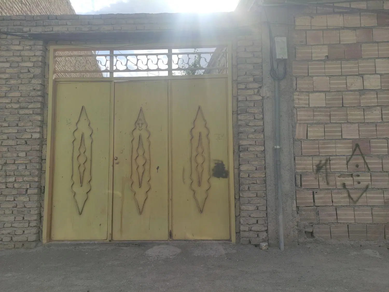 فروش یک قطعه زمین