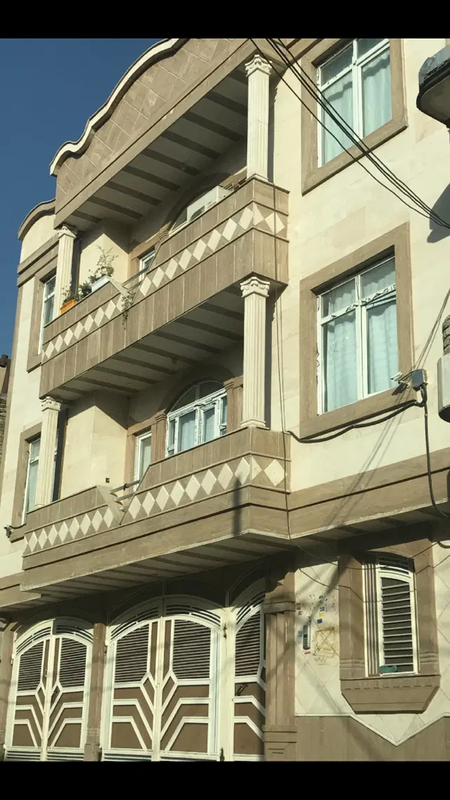 آپارتمان۱۱۵ متری شیرخواگاه خ انقلاب