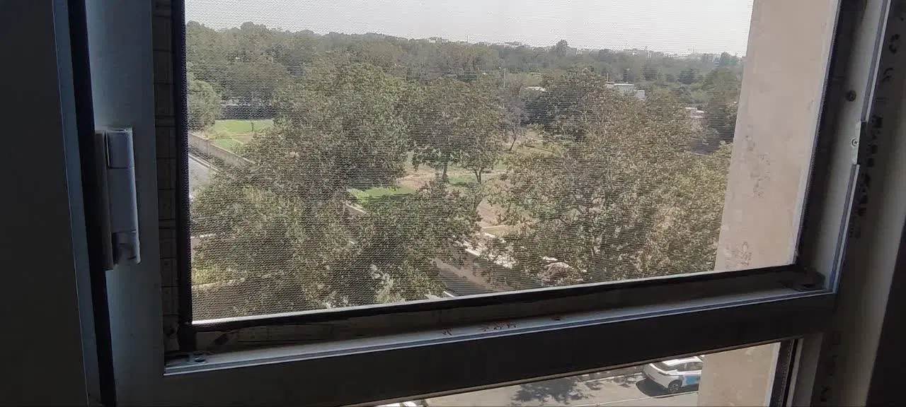 آپارتمان ۱۲۸ متری غرق نور
